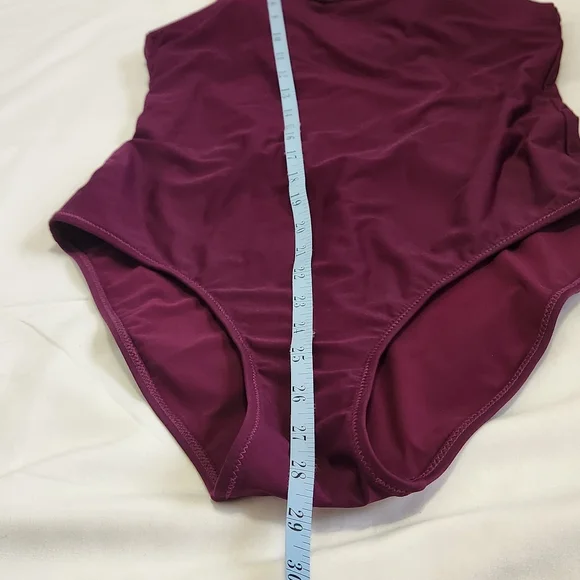 Athleta Keyhole One Piece Swimsuit Swim Strappy Purple Small Tall Skinny Strap - Picture 10 of 13